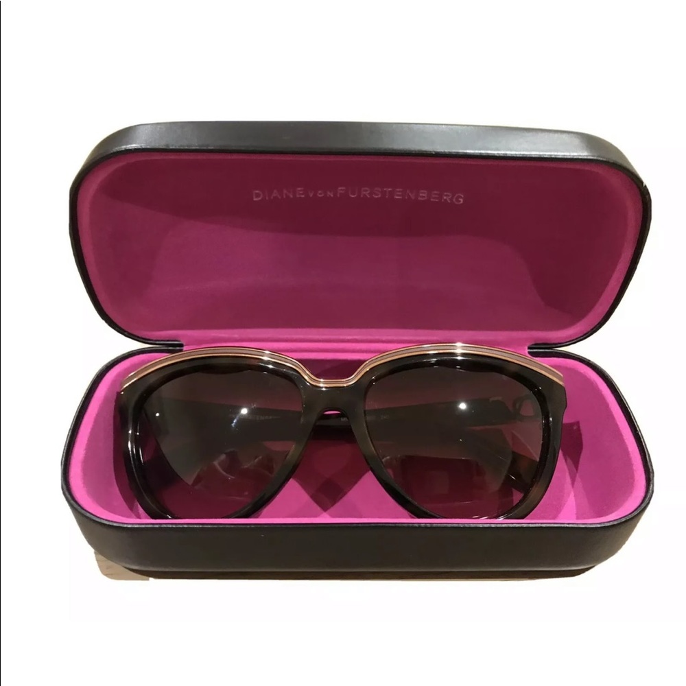 Diane von furstenberg Mila Sunglasses Cat Eye